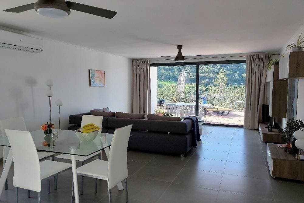 Foto 9 von 17: Casa Cidreira Villa 4P en baby with private pool in a natural setting.
