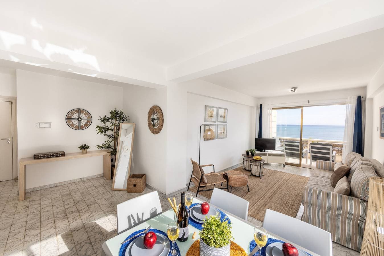 Foto 2 von 38: Mackenzie Beachfront Suite
