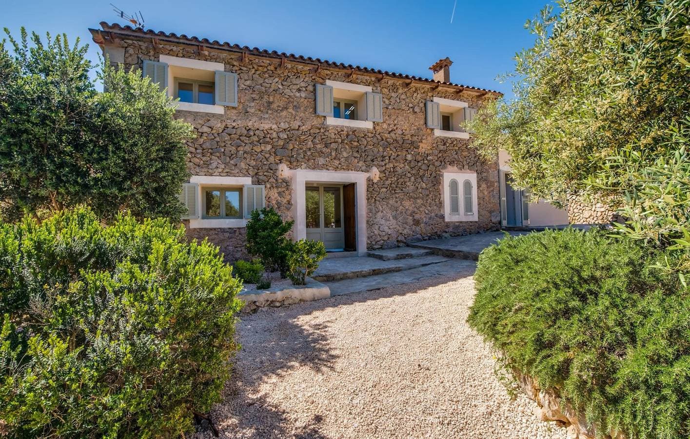 Foto 2 von 43: Meerblick-Wohnung mit Pool, Terrasse & AC | Es Carritxó 800m