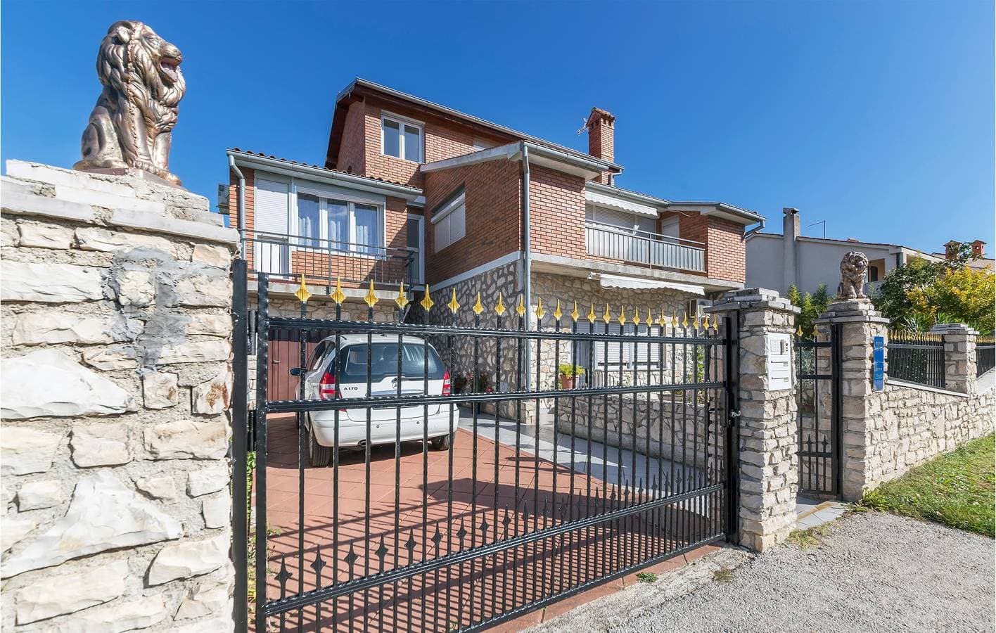 Foto 10 von 23: Gemütliche Ferienwohnung mit Terrasse, WLAN, Klimaanlage und Parkplatz – 2,5 km vom Strand entfernt