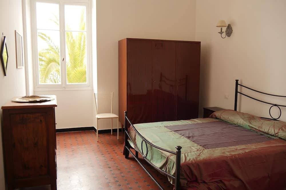 Foto 2 von 22: Wunderschönes Apartment am Meer in einem historischen Gebäude in Oneglia, Riviera dei Fior