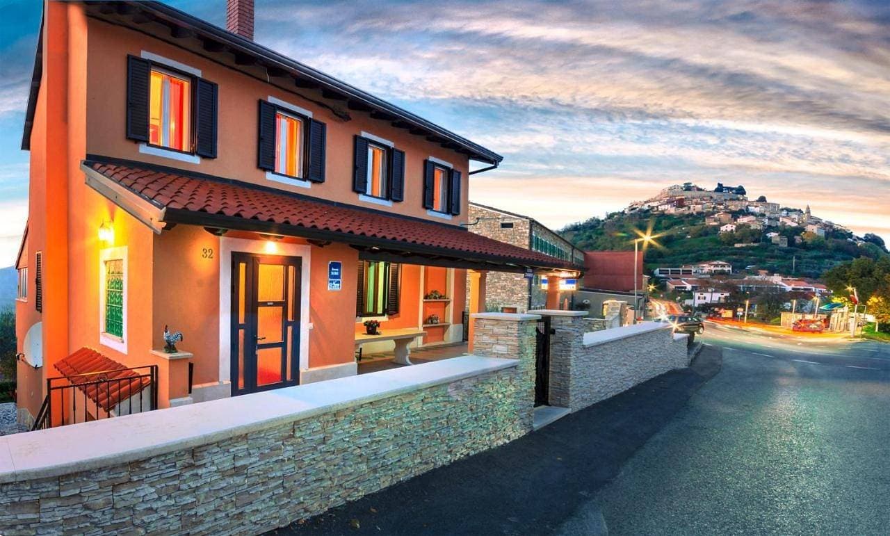 Guest House Nena 1