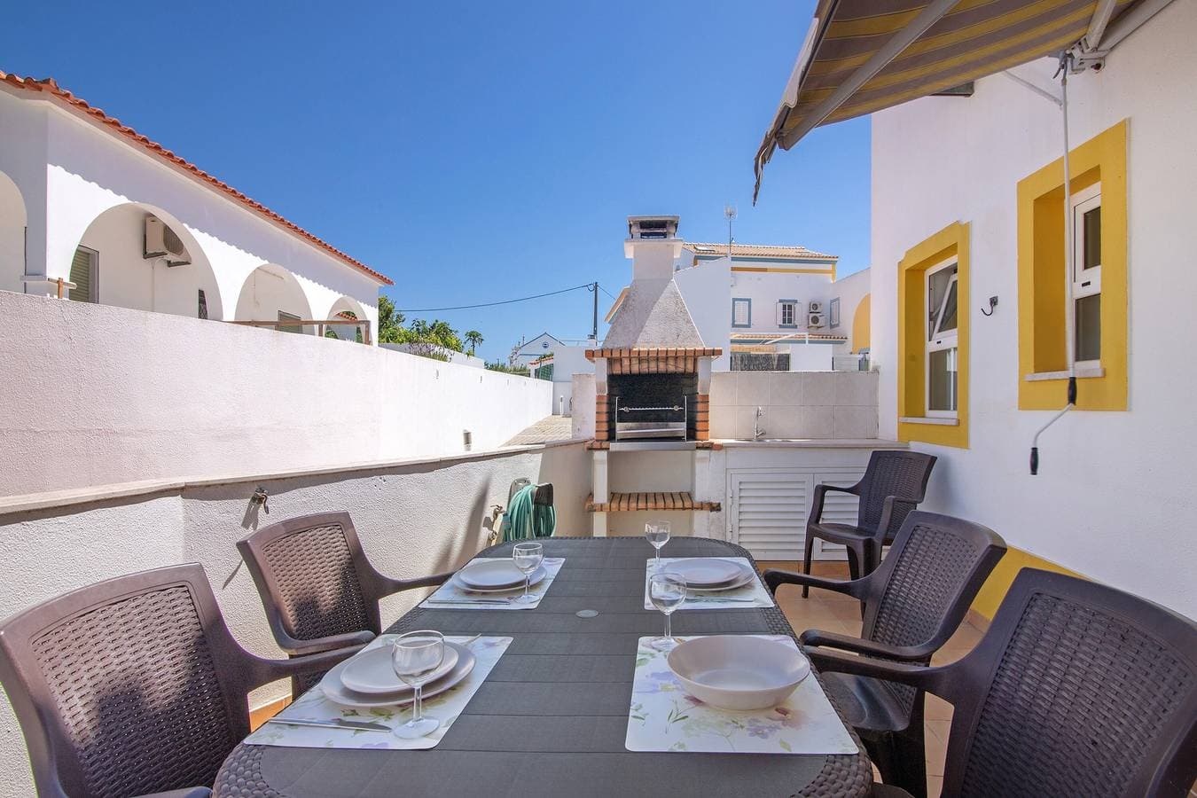 Foto 3 von 28: Villa 'Constança' mit Gemeinschaftspool, Wi-Fi und Klimaanlage