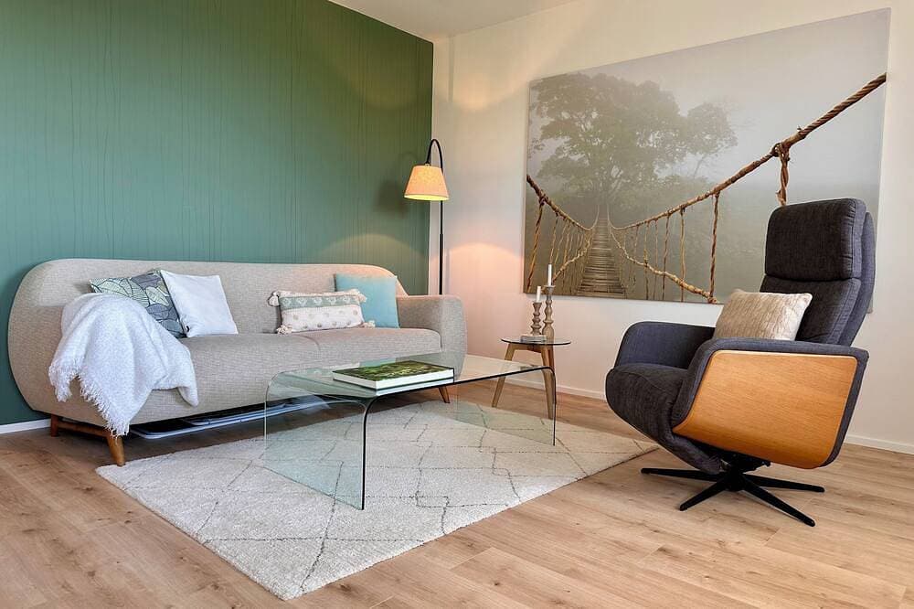 Foto 8 von 30: 5-Sterne Ferienwohnung Panorama-Suite mit Traumaussicht, Garten und Sauna