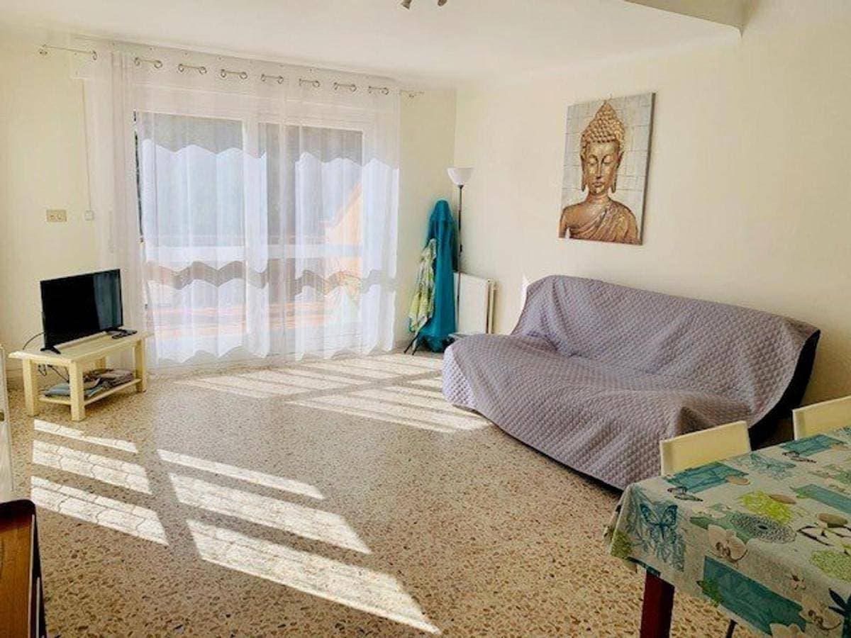 F2 avec Terrasse et Parking, Animaux Admis - Amélie-les-Bains 1