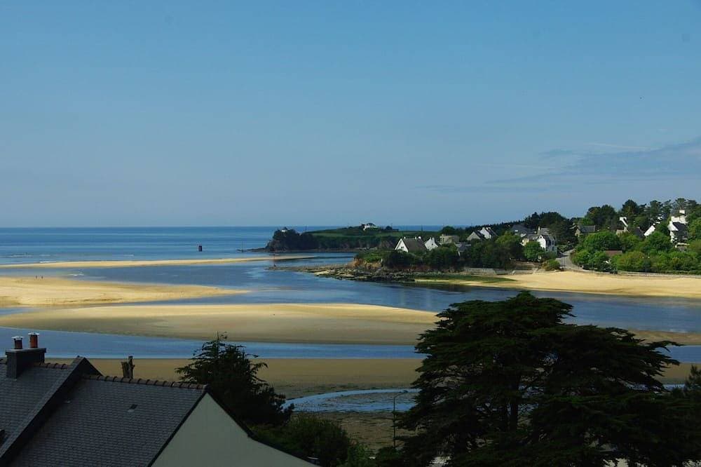 Foto 12 von 19: Der Strand als Horizont mit dieser T3 Ferienwohnung mit Sonnenterrasse