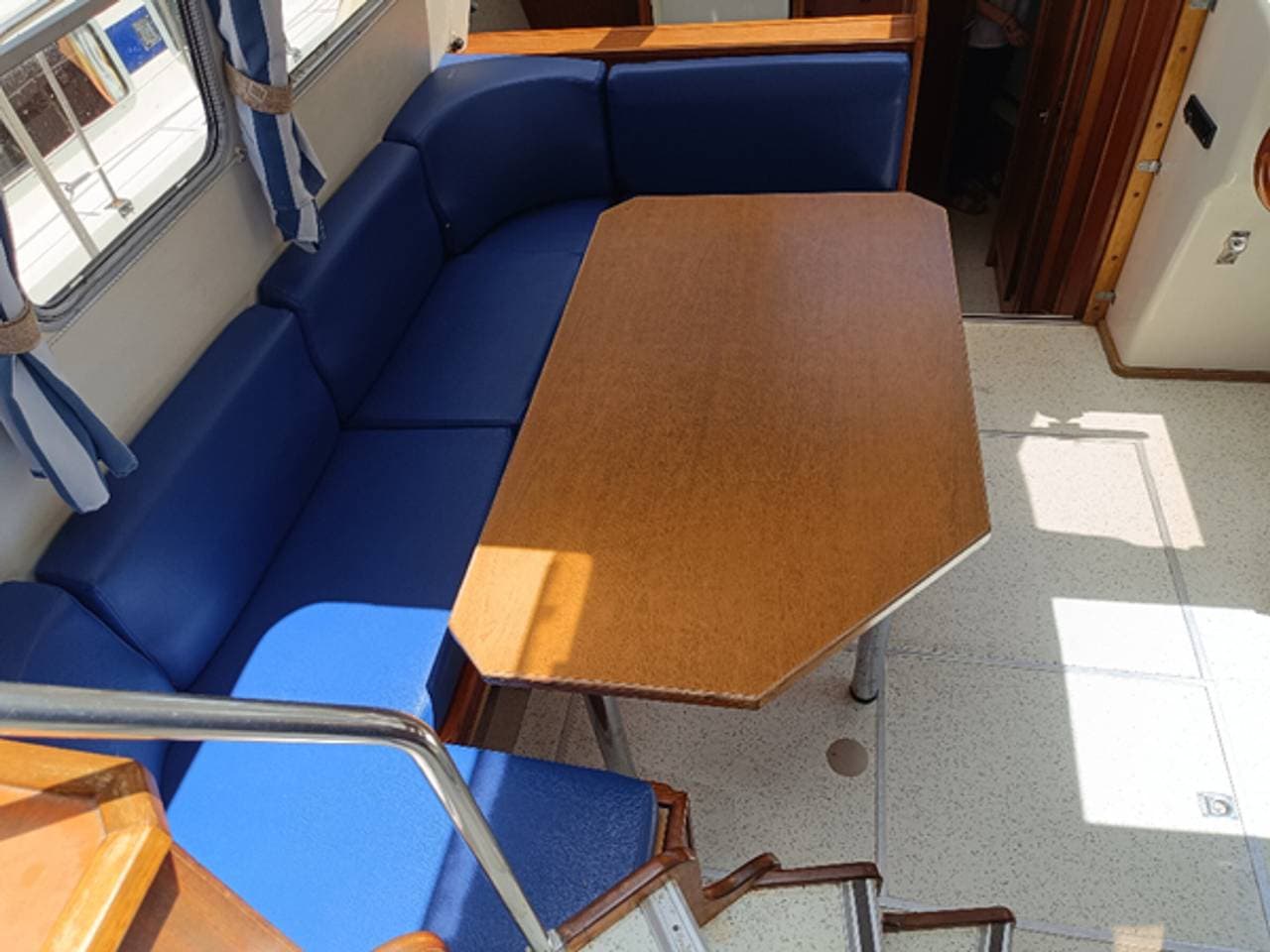 Foto 4 von 18: Entdecken Sie unser Boot in Cognac - 7 bis 9 Pers.