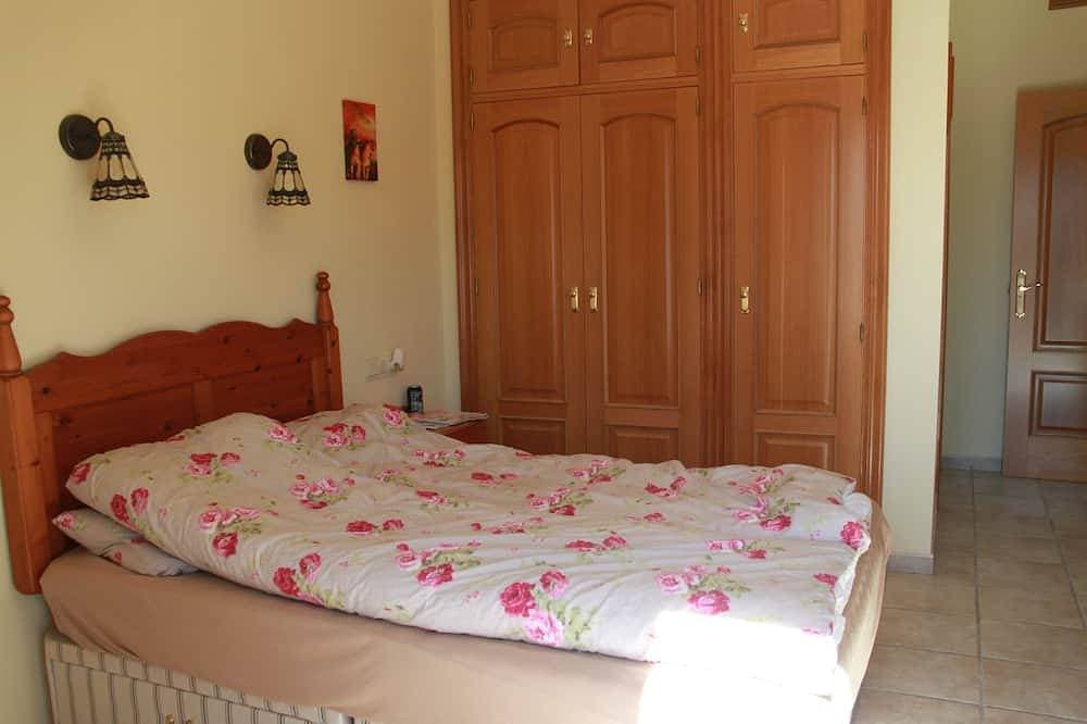 Foto 9 von 30: Privatvilla mit Pool, 4 Gehminuten vom Strand El Faro entfernt, Glasfasernetz