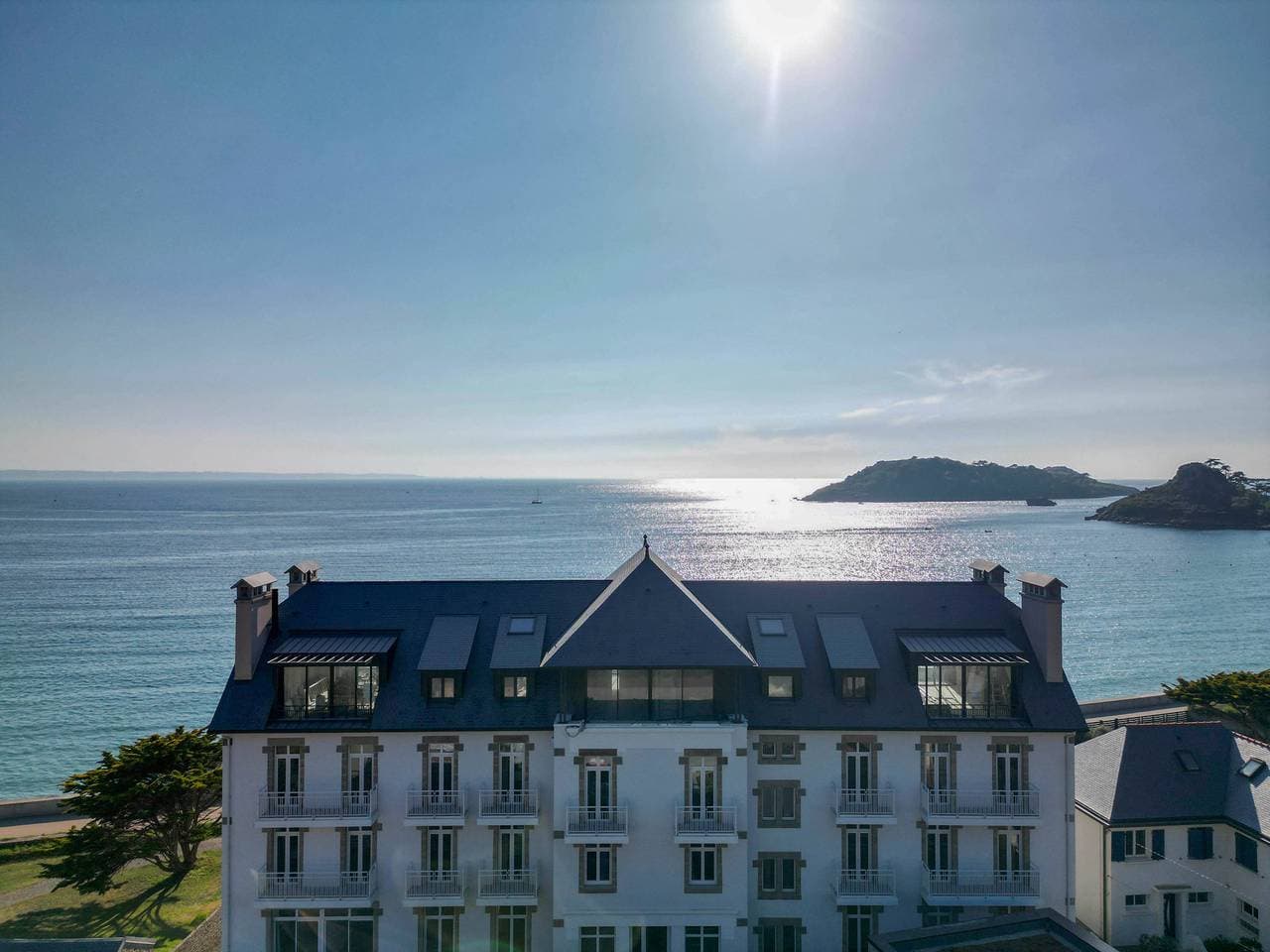 Foto 3 von 39: Pors-Mabo T3 · Luxury 2 Bedroom Apartment with Sea