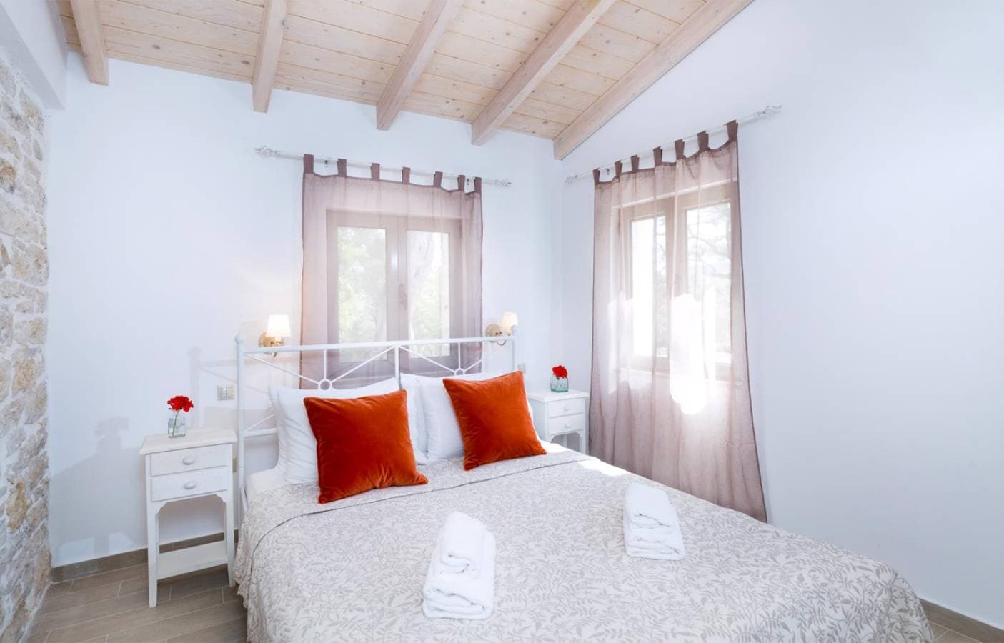 Foto 7 von 32: Villa für 4 Personen mit Terrasse