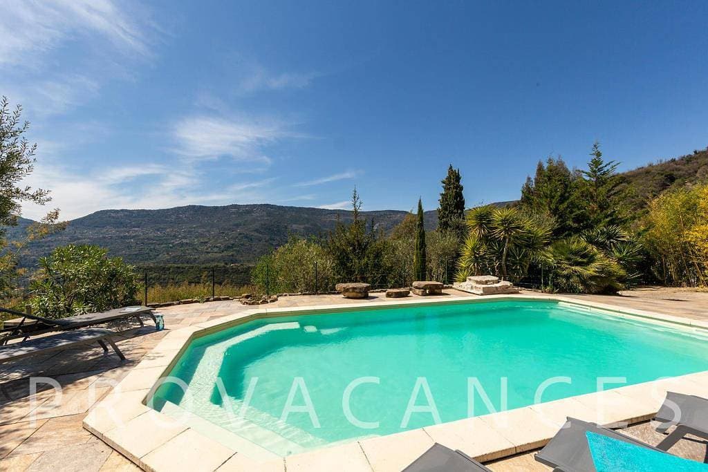 Foto 6 von 53: Große Villa mit Pool nördlich von Nizza in der Nähe von Contes