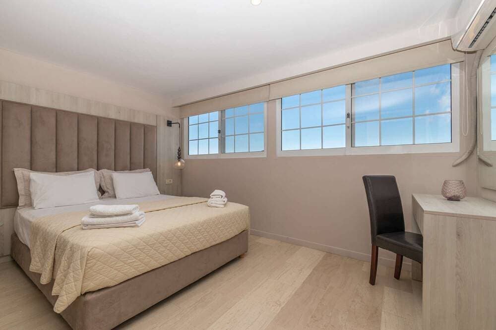 Foto 2 von 6: Private Pool Studios And Apartments In The Heart Of Laganas