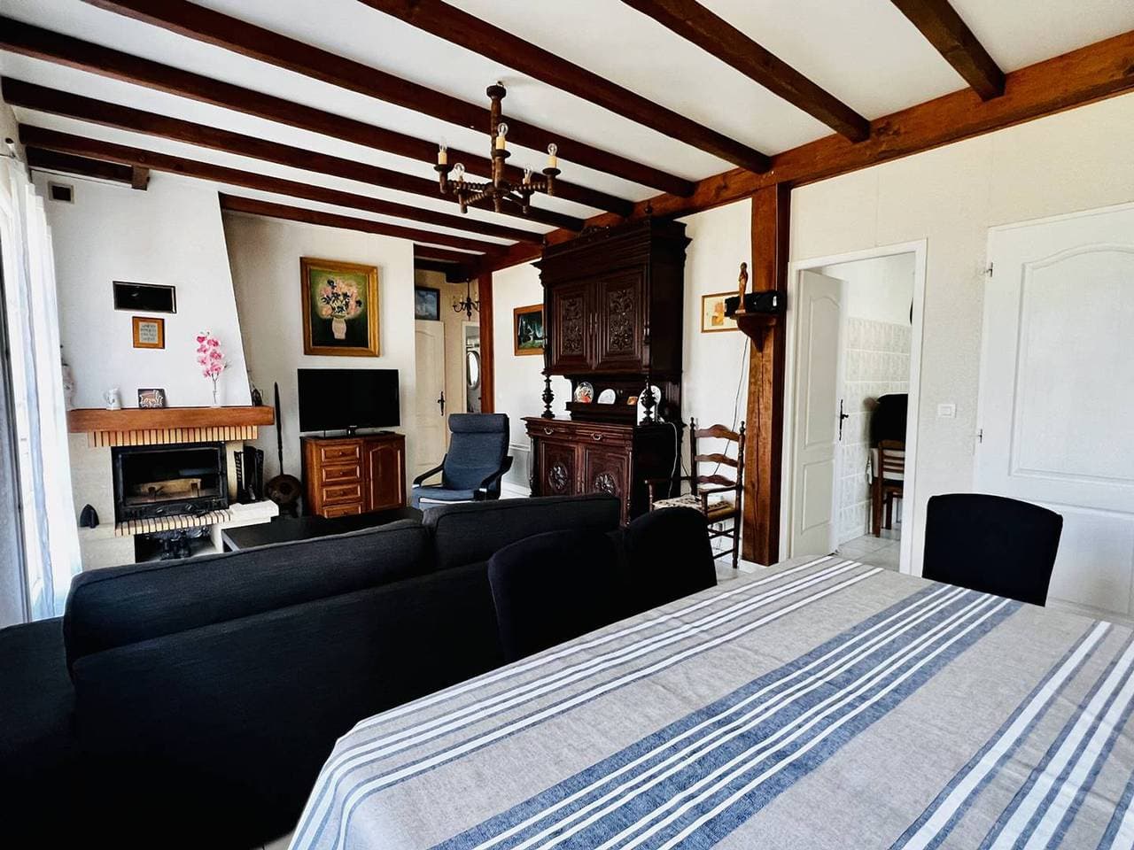 Foto 3 von 18: Baskisches Haus in Espelette, 3 Zimmer, 5+2 Pers, Haustiere erlaubt, Internet