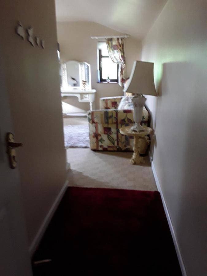 Foto 3 von 12: Family Room with Shower
