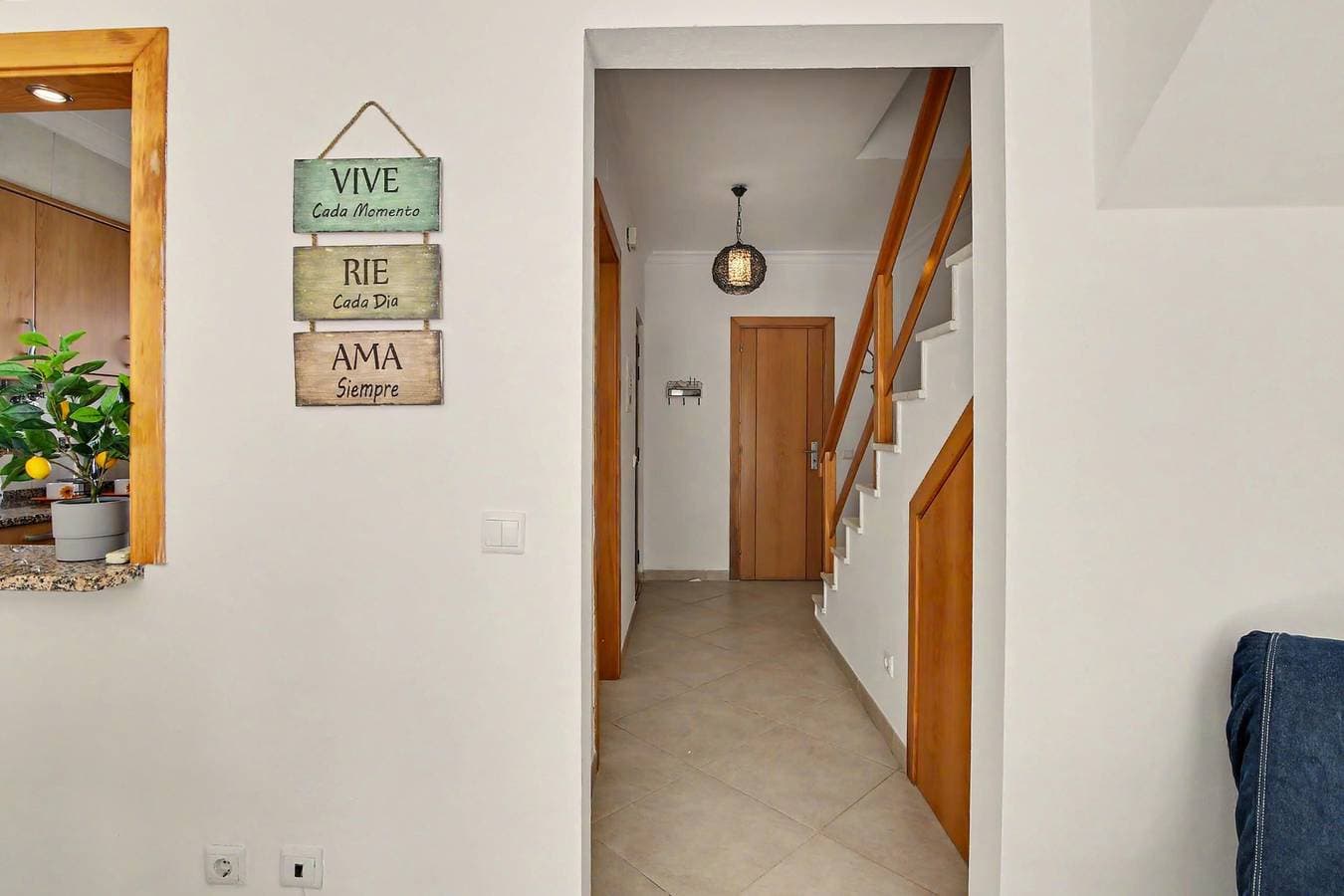 Foto 10 von 25: Ferienhaus „Lemon Tree House“ mit privater Terrasse, WLAN und Klimaanlage
