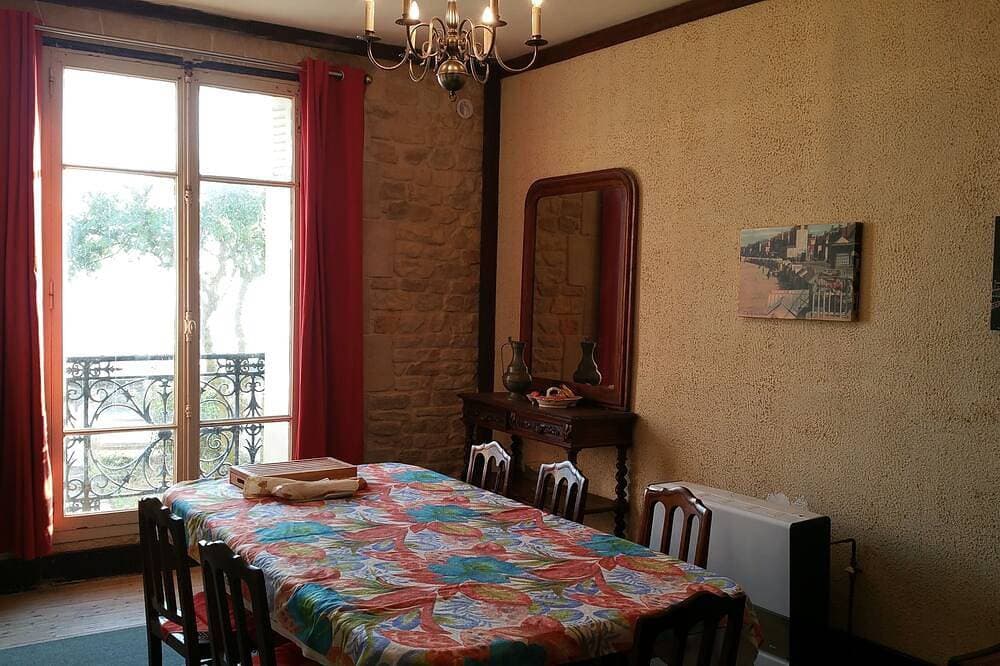 Foto 13 von 29: Spacious waterfront 19th-century house