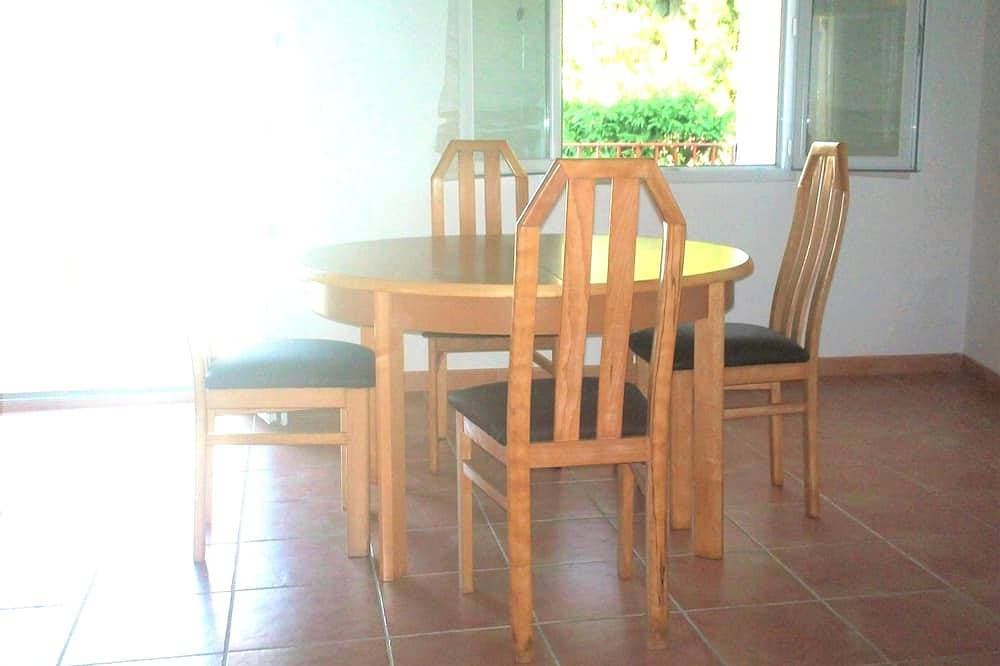 Foto 9 von 18: La Cigale Apartment-Villa 60 m² für 2 ps. in Provence, Schön Dorf nähe Avignon