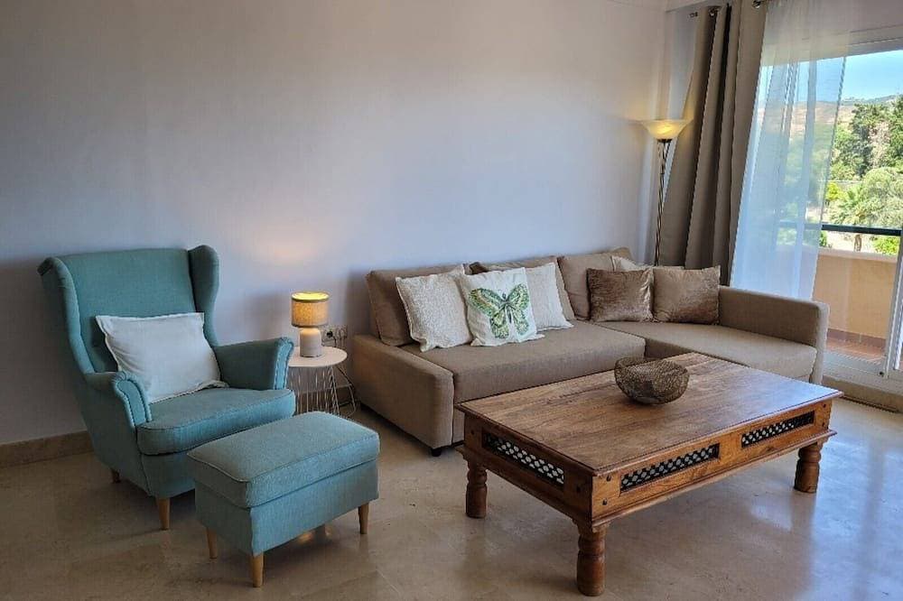 Foto 8 von 30: Atractivo Piso de1 Dormitorio, Los Patios de Santa Maria Golf, Elviria-marbella