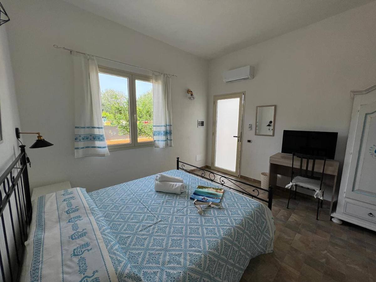 Foto 4 von 8: Double Room with Garden View