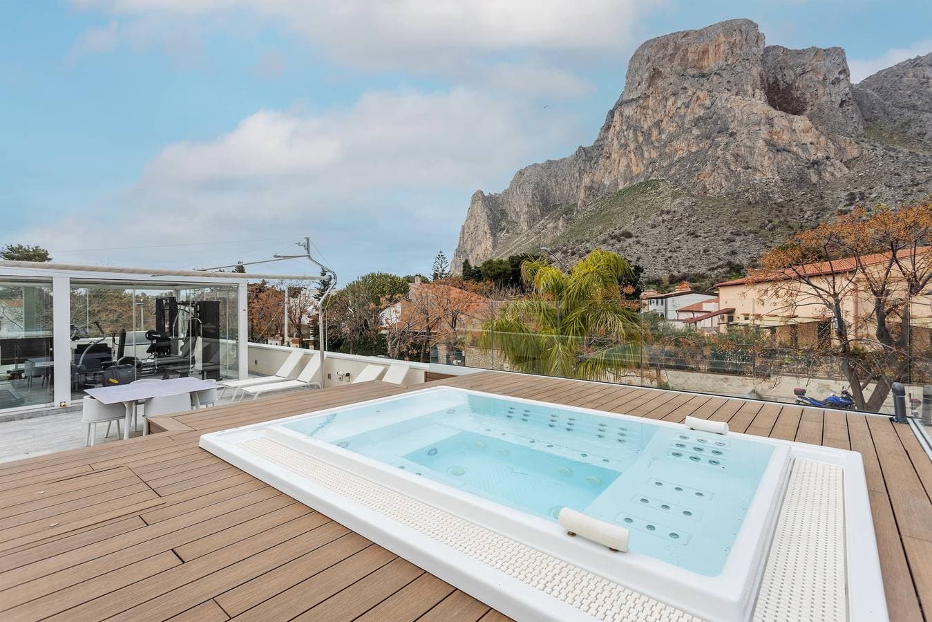 Foto 2 von 33: Villa 'Tritone' mit Meerblick, WLAN und Klimaanlage