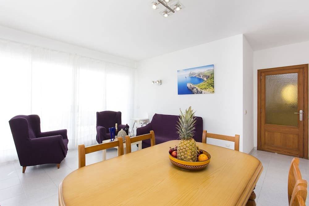 Foto 12 von 30: Can Picafort Wohnung in erster Linie. 6 Pers. WIFI A / C Terrasse mit Blick auf das Meer. 75m2
