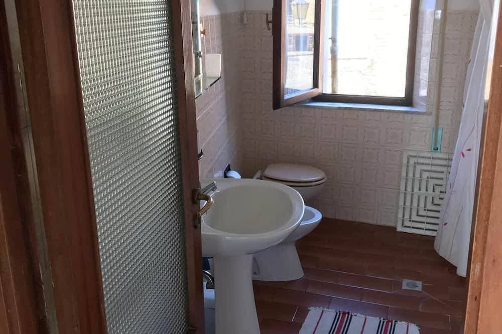 Foto 4 von 19: Stay on the walls of Murlo Castle, apartment with breathtaking views