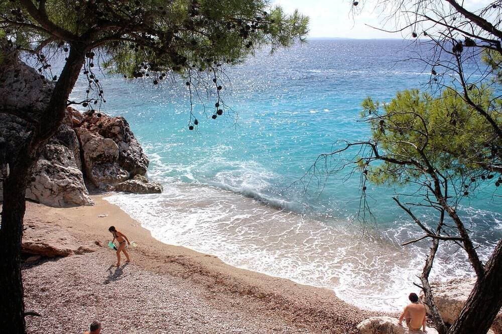 Foto 11 von 13: 4-Zimmer-Ferienwohnung am Strand Sveta Nedilja, Hvar