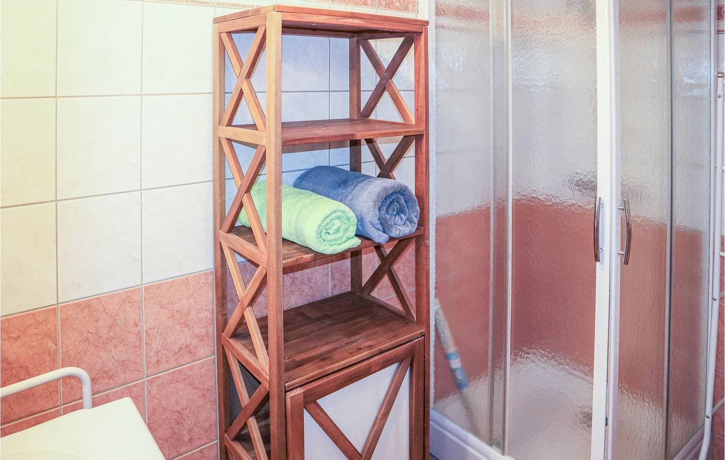 Foto 10 von 11: Wohnung mit Bergblick, Parkplatz und Garten