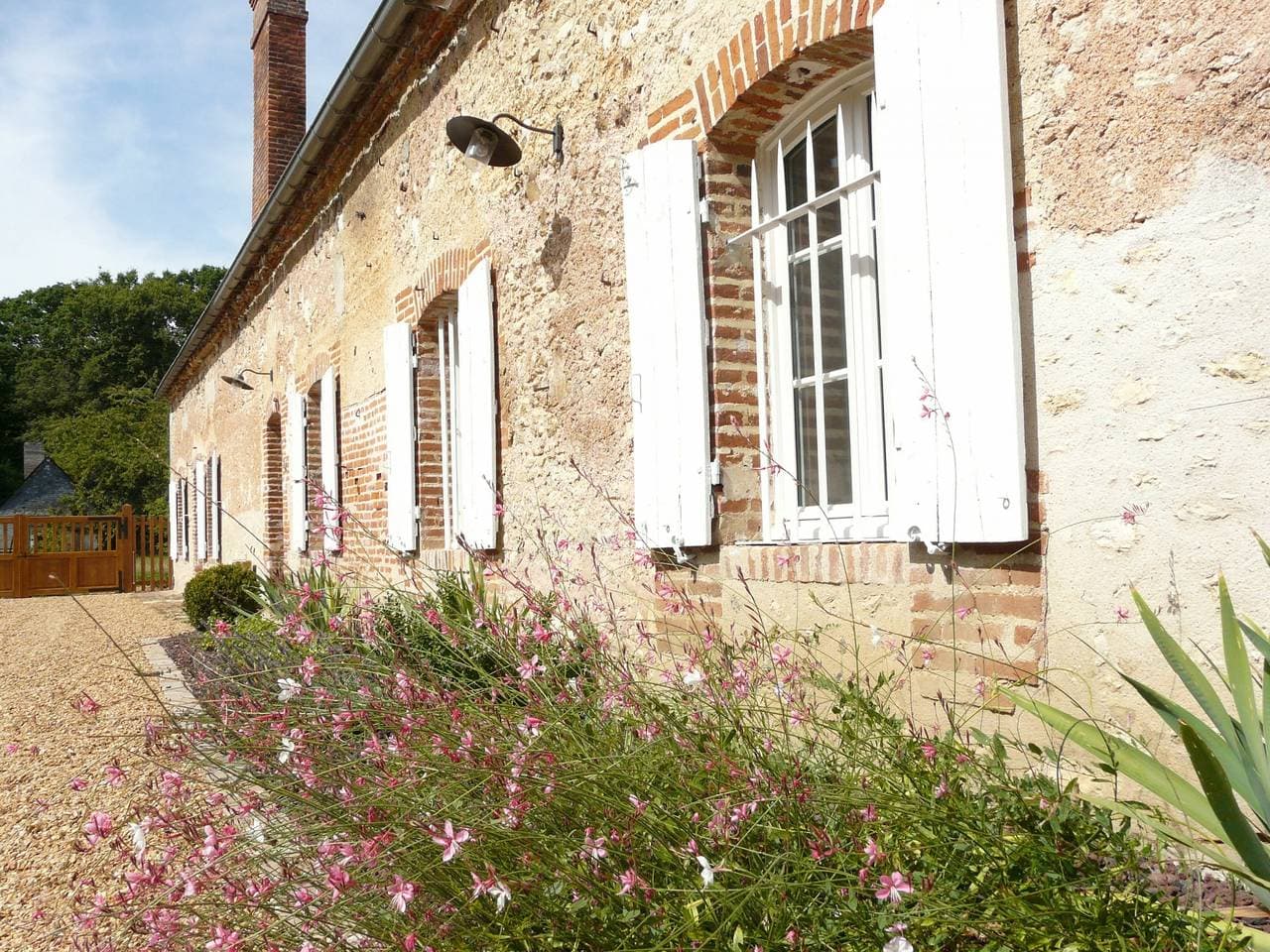 Charmante Maison 12 pers avec Jardin, Cheminée & Vélos - Proche Chartres, Animaux Bienvenus 1