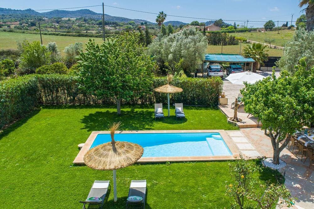 Foto 5 von 30: Atemberaubendes Haus in Manacor mit privatem Swimmingpool, der sowohl drinnen.