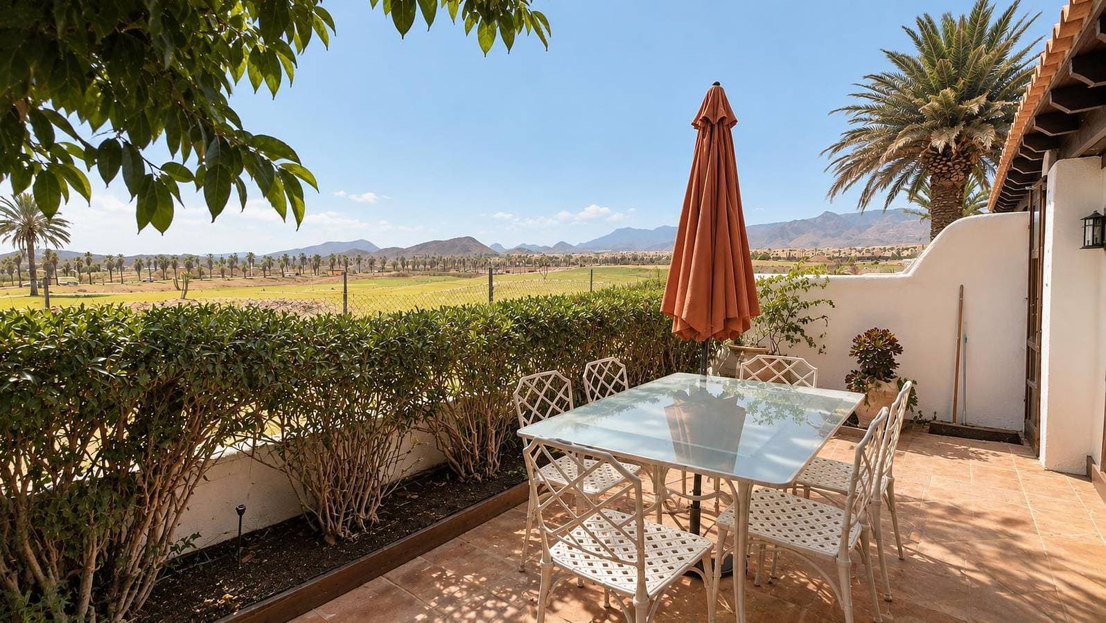 Foto 4 von 13: Villa für 4 Personen mit Terrasse