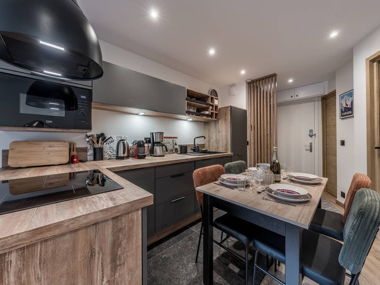 Foto 4 von 16: Moderne Wohnung in Courchevel 1850