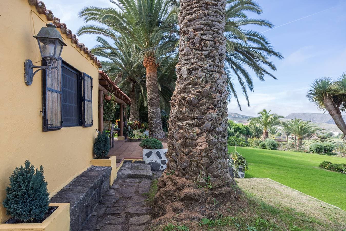 Foto 9 von 34: Los Paredones Farm - Private Pool - Garden