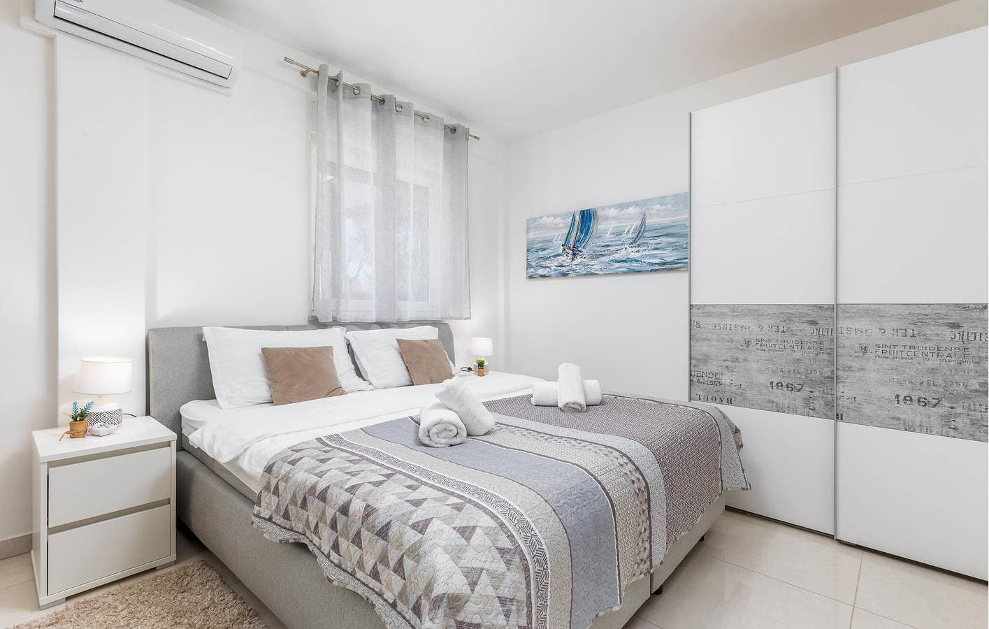 Foto 4 von 24: Charmantes Apartment mit WLAN und Blick auf die Landschaft in der Nähe der Küste und von Restaurants