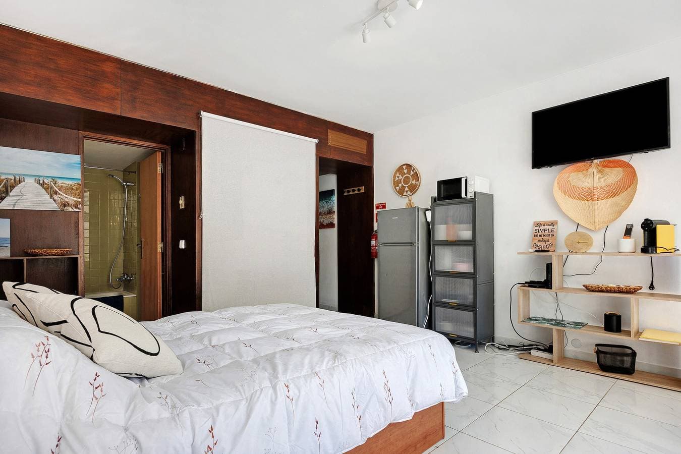 Foto 9 von 37: Studio-Apartment 'Ocean – Haustierfreundlich' mit Balkon, WLAN und Klimaanlage