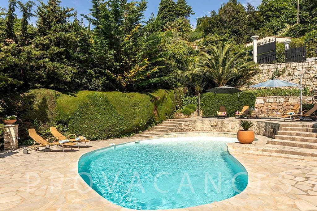 Foto 9 von 77: Ferienhaus mit Pool nur wenige Minuten zu Fuß von Vence