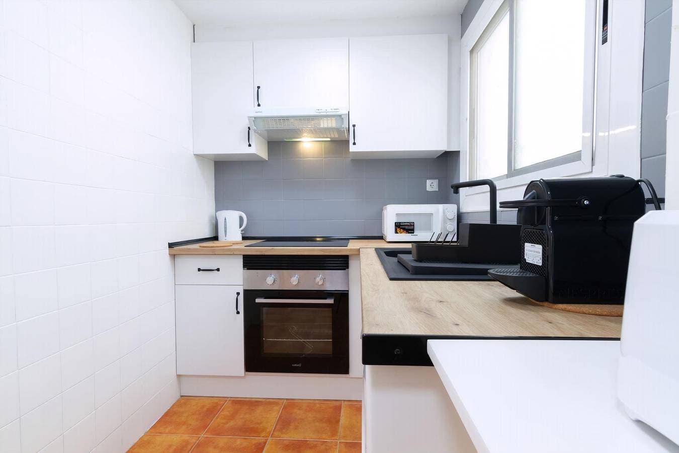 Foto 3 von 21: Ferienwohnung für 4 Personen mit Balkon