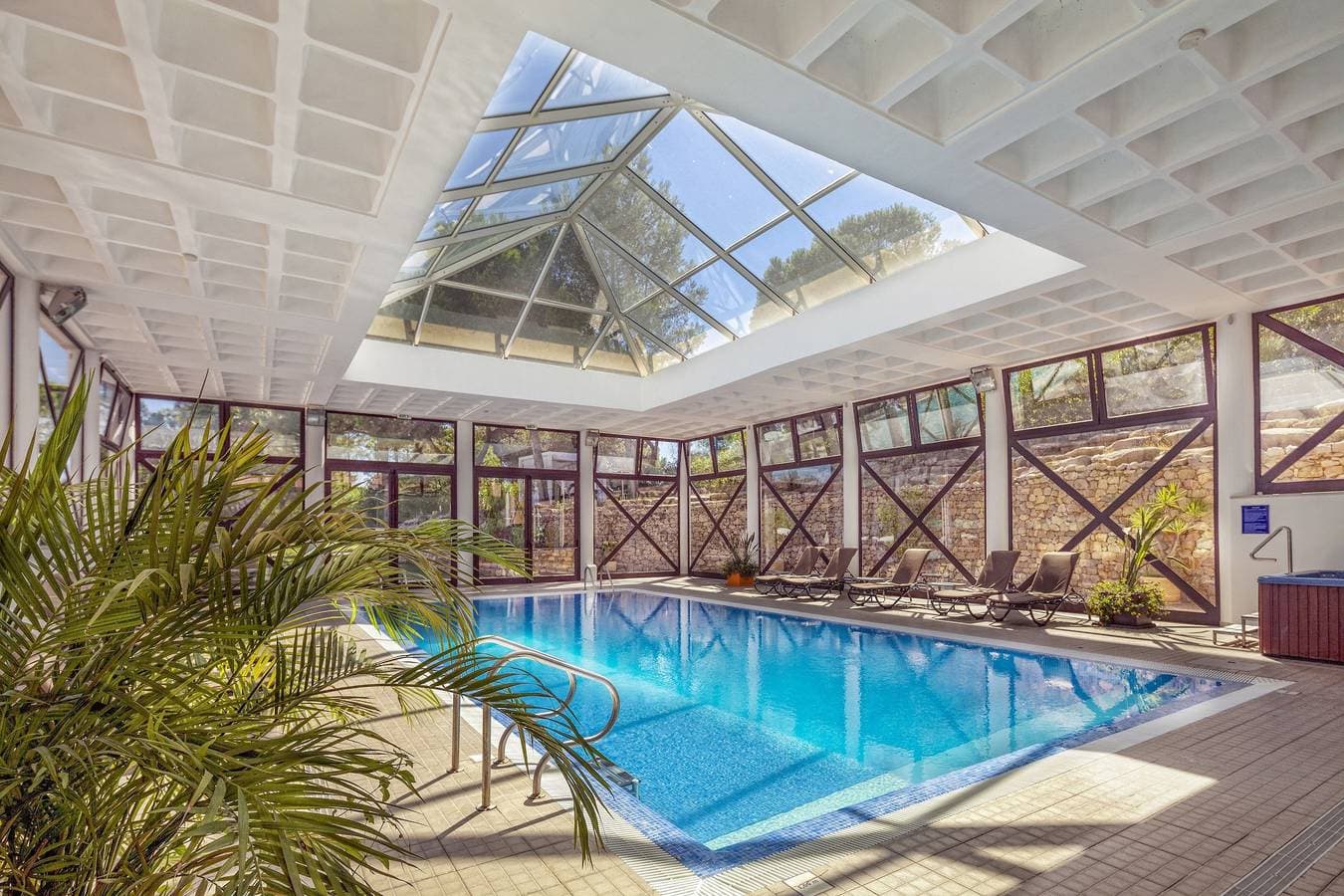 Foto 12 von 50: Villa für 4 Personen mit Whirlpool