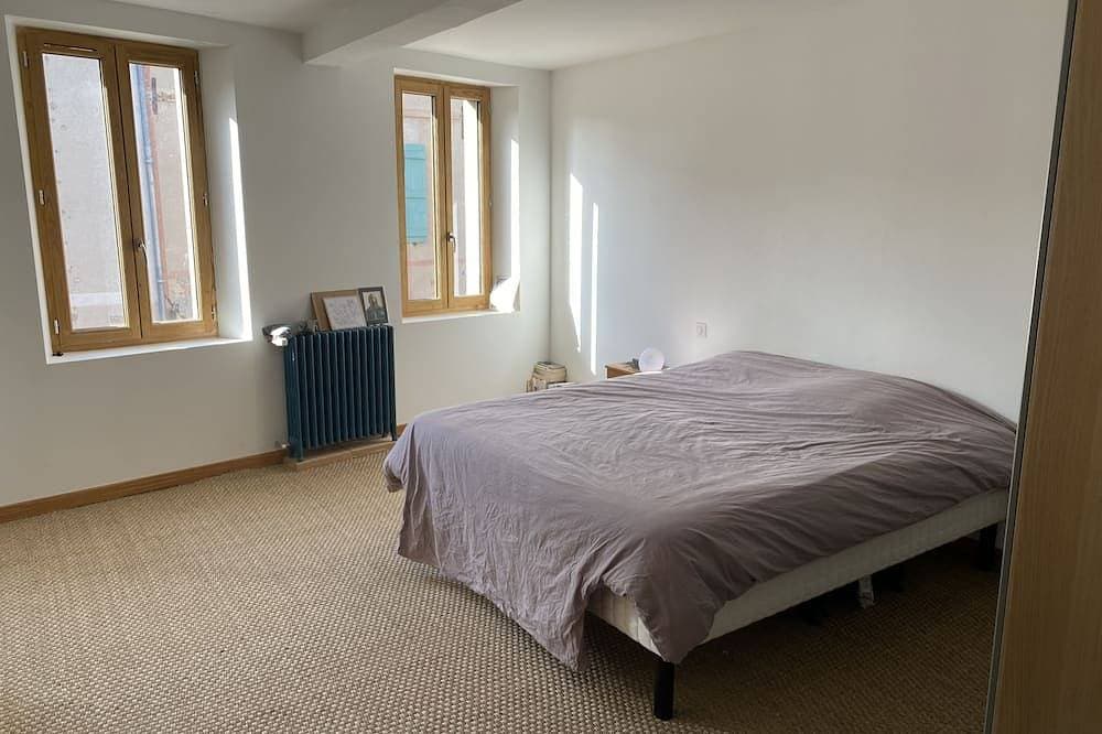 Foto 2 von 17: Maison de Ville Avec Extérieur à 1 mn de la Plage