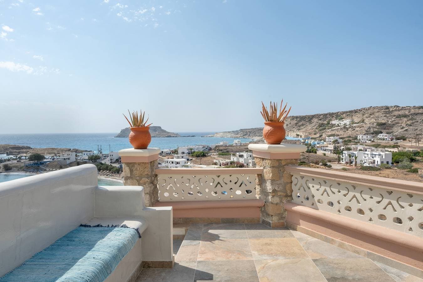 Yani La Scala Luxury Villas 1