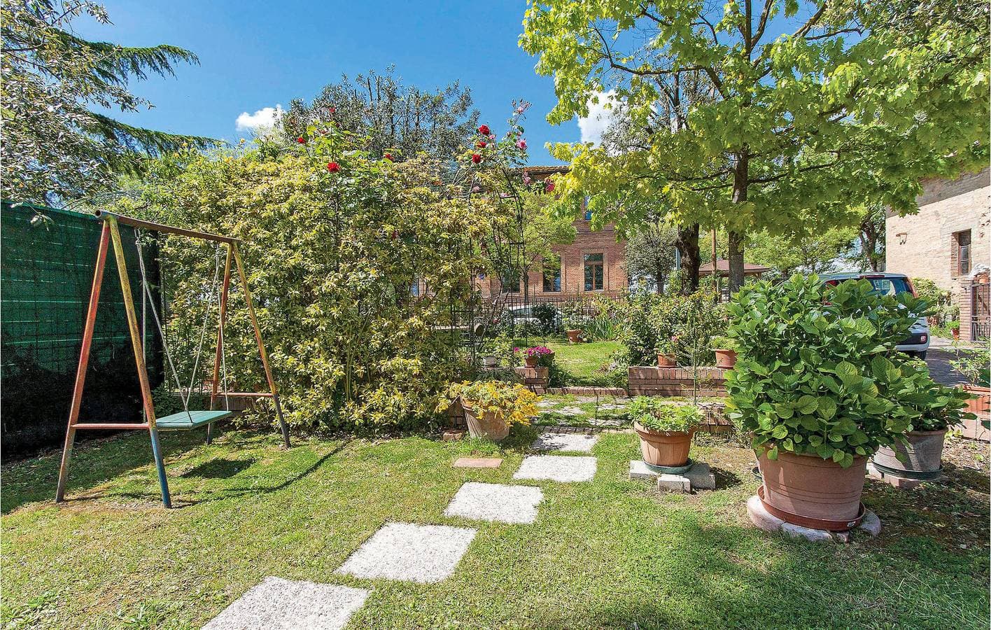 Foto 9 von 22: Gartenwohnung mit Parkplatz & WiFi