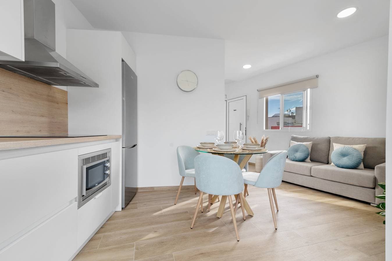 Foto 2 von 26: Ferienwohnung 'Flamboyan 1' mit Balkon, WLAN und Klimaanlage