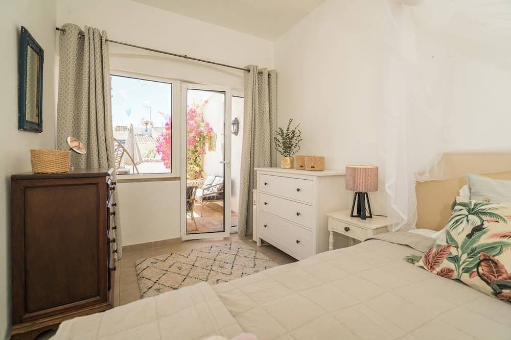 Foto 6 von 30: Boho Beach House & Garden: Secluded Location, Seconds to the Beach