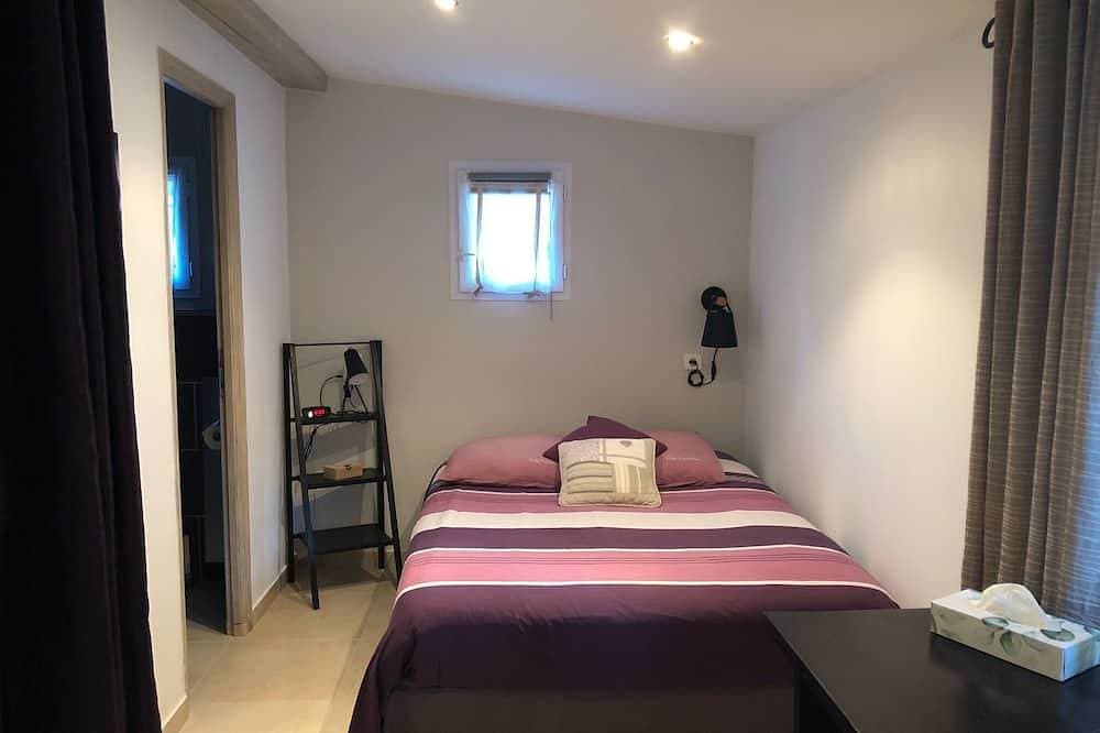 Foto 7 von 30: Antibes: Maisonette mit Terrasse und Pool, in der Nähe von Stränden