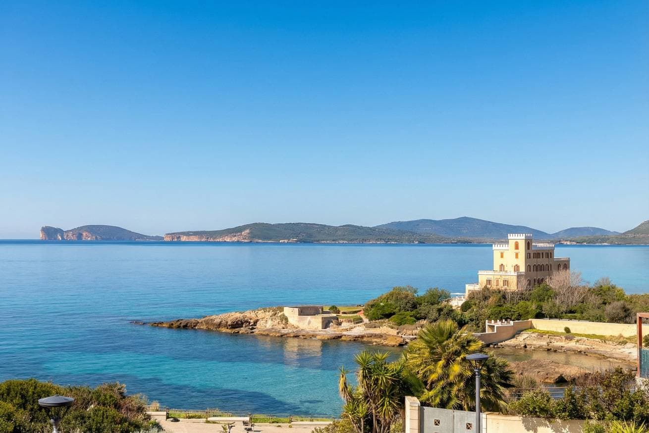 Foto 4 von 35: Vittoria Penthouse im Zentrum von Alghero mit großer Terrasse mit Blick auf das Meer, Parkplatz