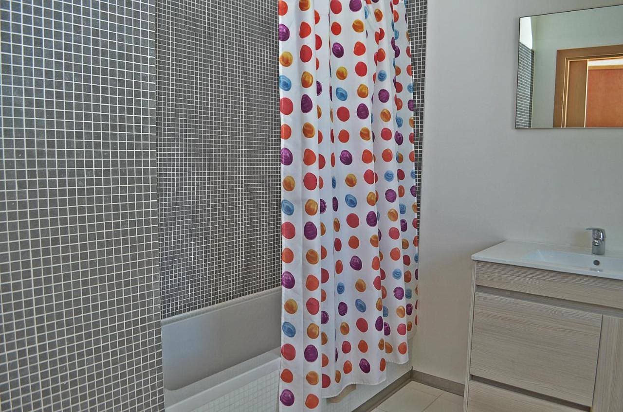 Foto 12 von 14: Studio Apartment with Balcony - Lower Floor