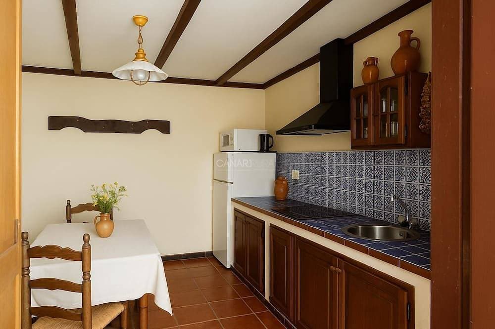 Foto 10 von 17: Exquisites Weingut Ferienhaus Pedregal mit privatem Pool und atemberau