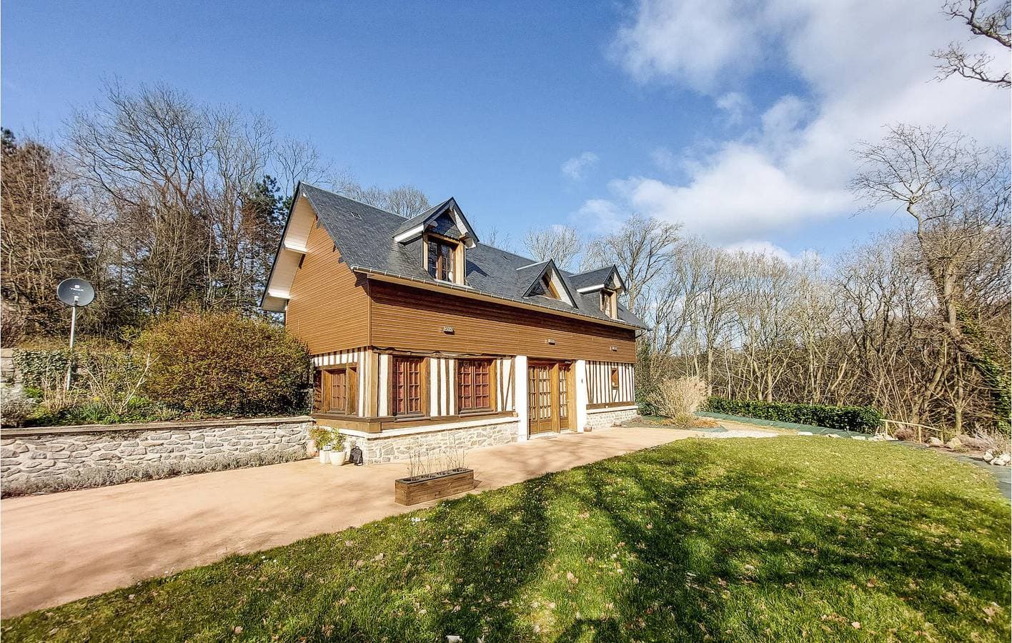 Foto 3 von 30: Gemütliche 90qm Vermietung mit Parkplatz, Garten & WiFi - nur 1km zum Strand!