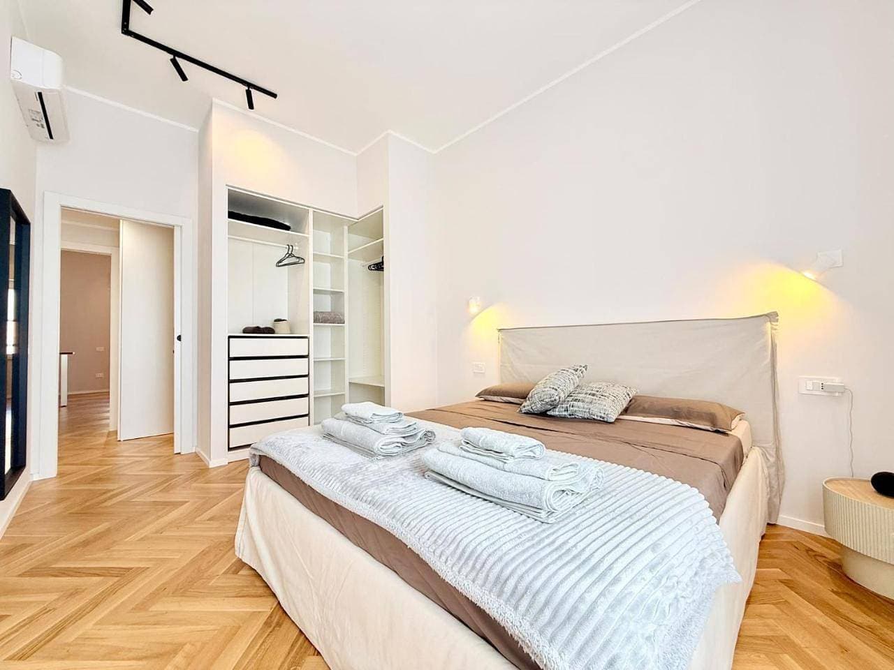 Foto 8 von 16: One-Bedroom Apartment