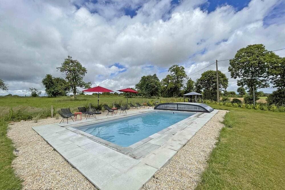 Ruhiges Haus mit Spa, Pool und Garten in der Normandie 1
